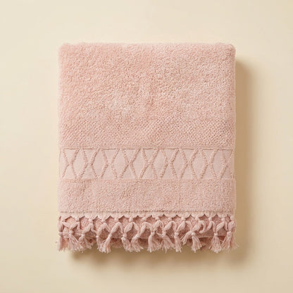 Linoa 450 Sakeena in blush pink 100% cotton towel, studio product shot