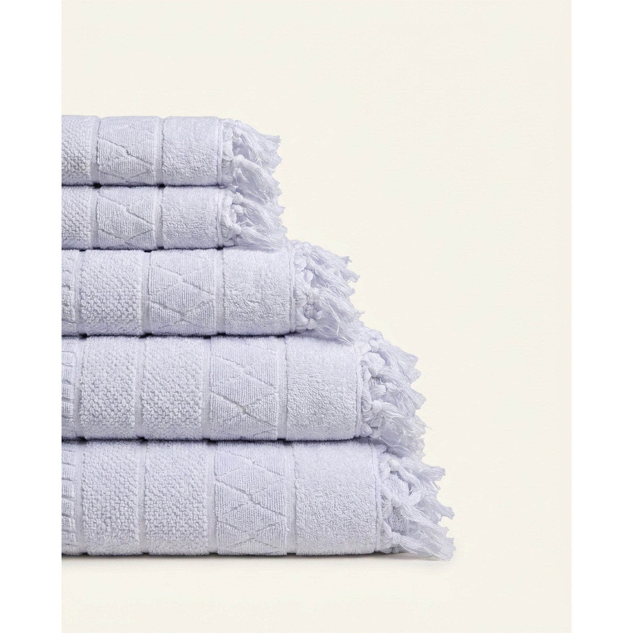 Linoa Sakeena 450 GSM travel cotton towel, folded stack