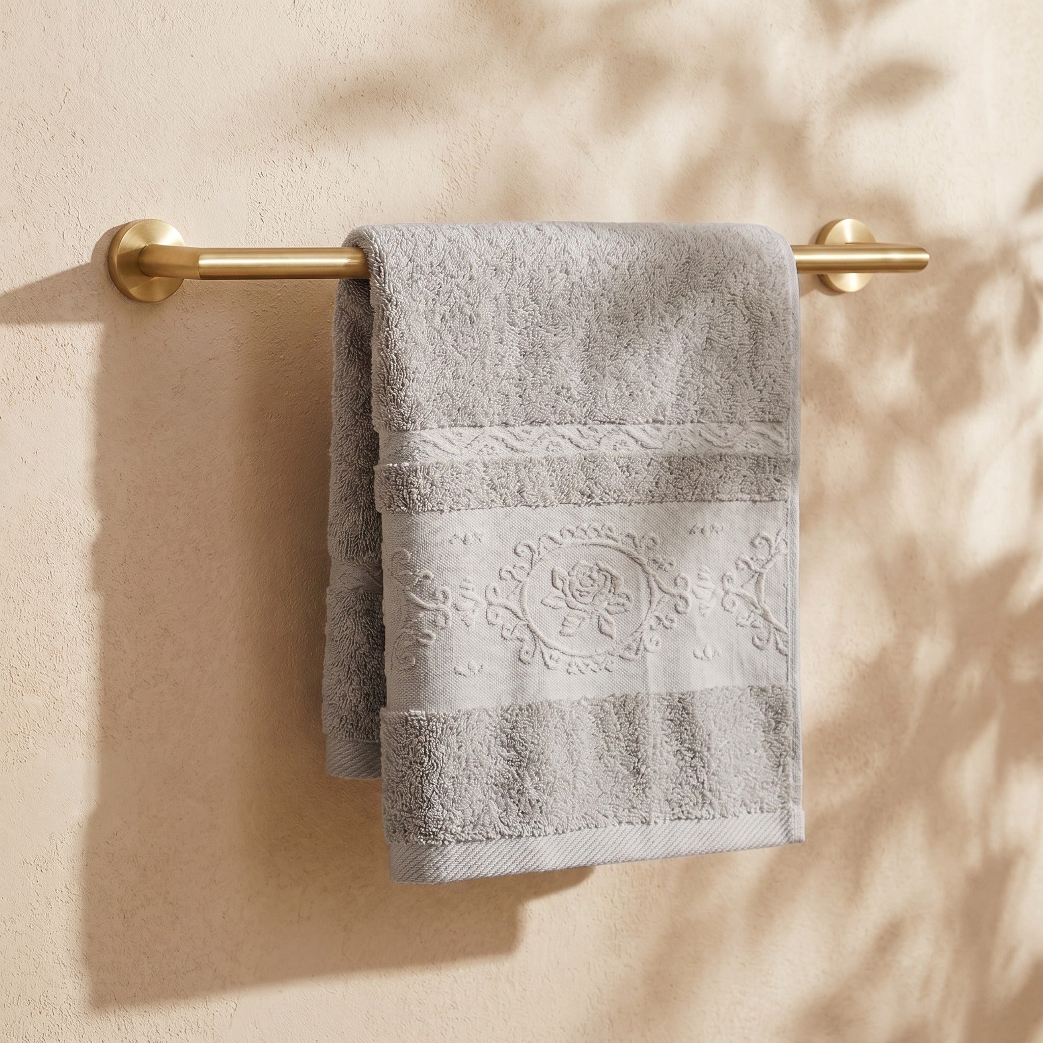 Linoa Signature Fakhm — Grey, draped, rose-medallion border