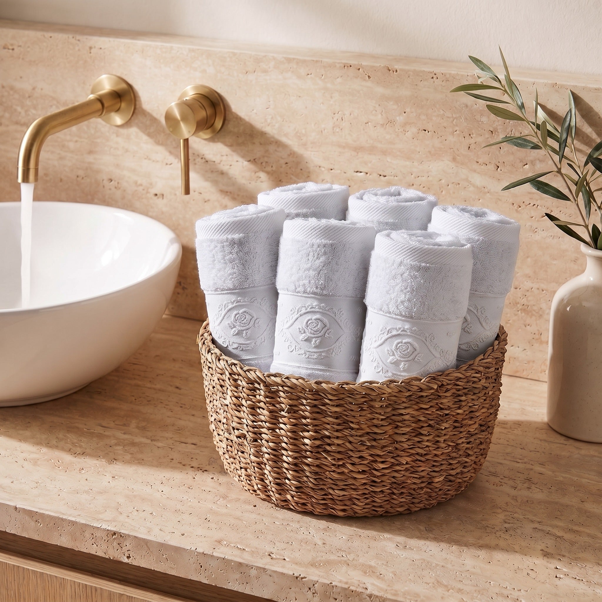Linoa Signature Fakhm — White, face towels in basket, rose-medallion border