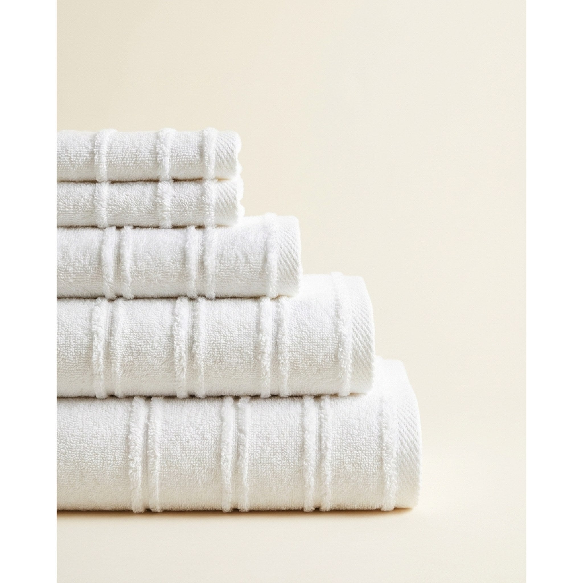 Linoa Naem+ 650 GSM spa cotton towel, folded stack
