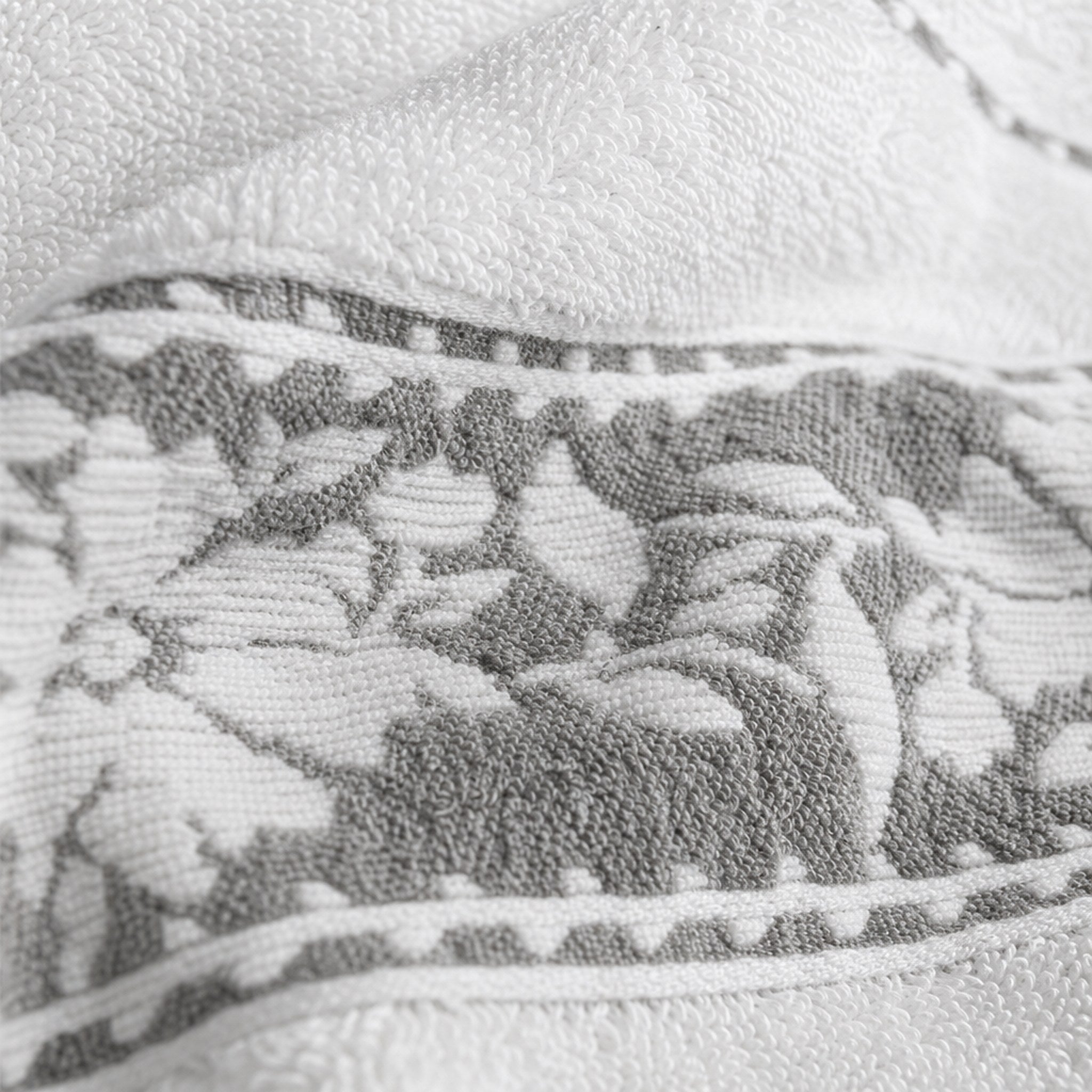 Linoa Majlis Sahb — weave macro — White