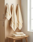 Linoa Gym Raha towel set — Off-white — locker hook