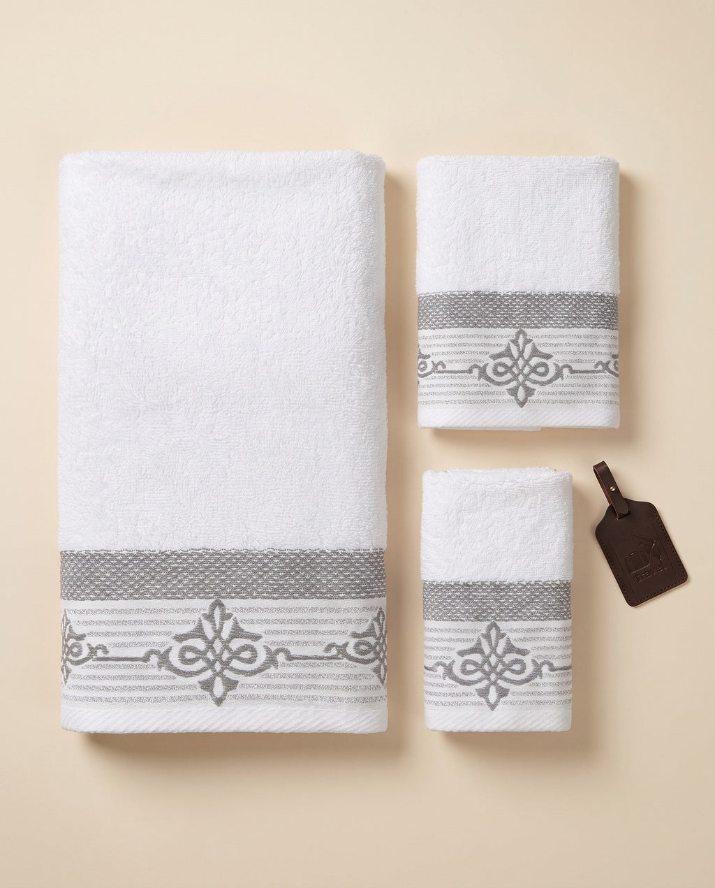 Linoa Travel Raha towel set — White — flat-lay