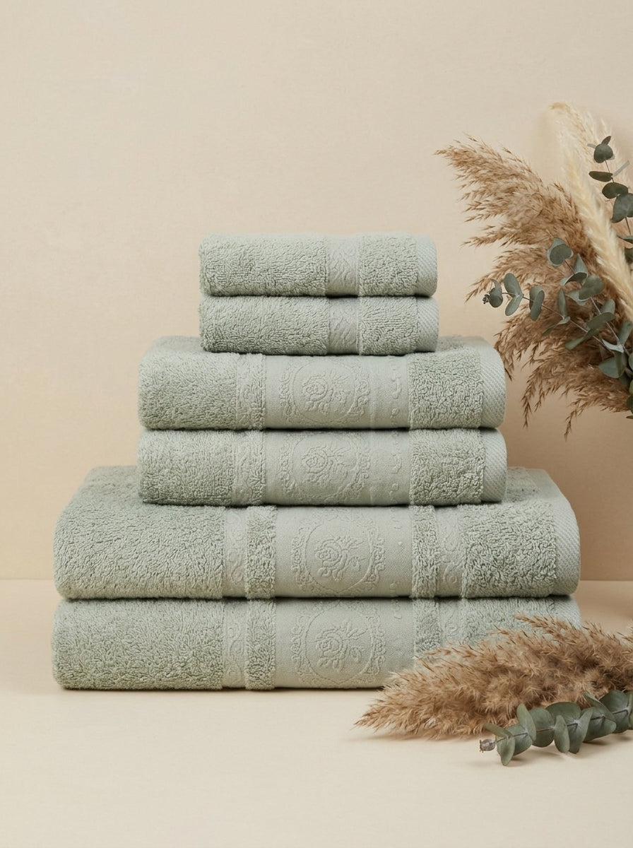 Linoa Signature Set · Fakhm 650 in Sage, 6-piece folded stack
