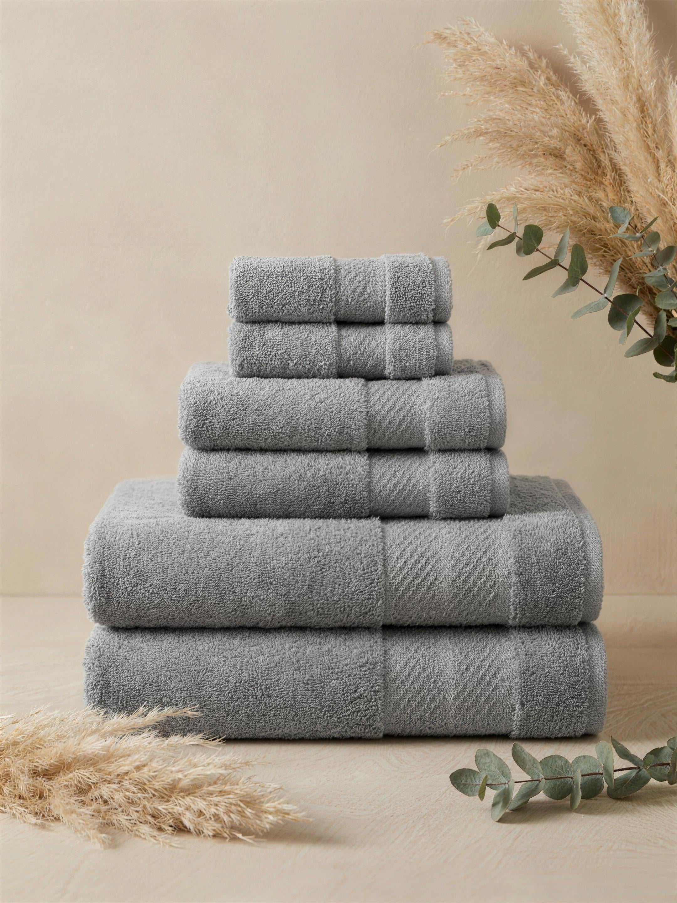 Linoa Everyday Set · Naeem 550 in Grey, 6-piece folded stack