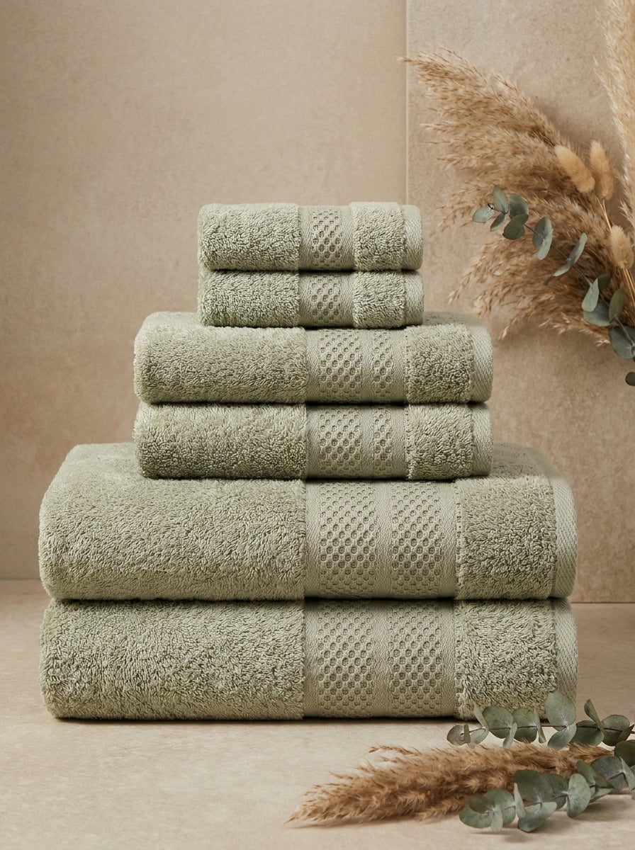 Linoa Everyday Set · Naeem 550 in Sage, 6-piece folded stack