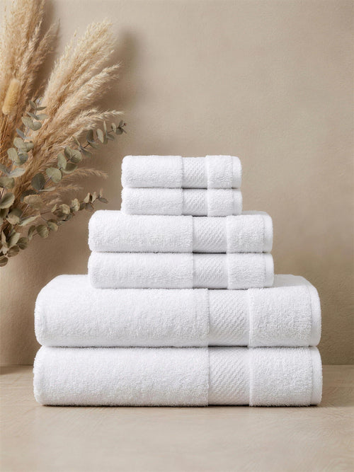 Linoa Everyday Set · Naeem 550 in White, 6-piece folded stack