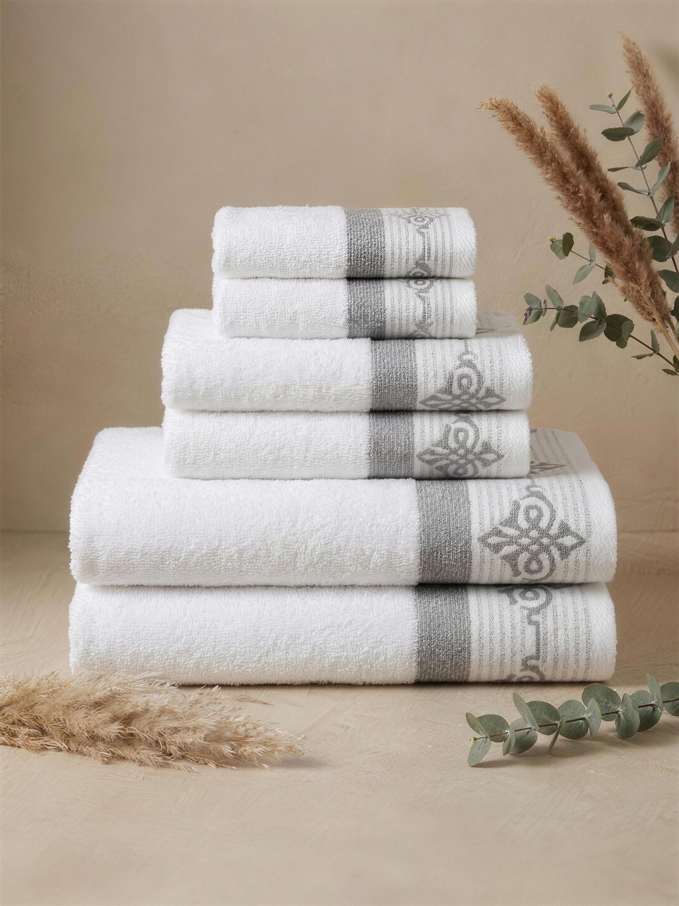 Linoa Signature Set · Raha 450 in White, 6-piece folded stack