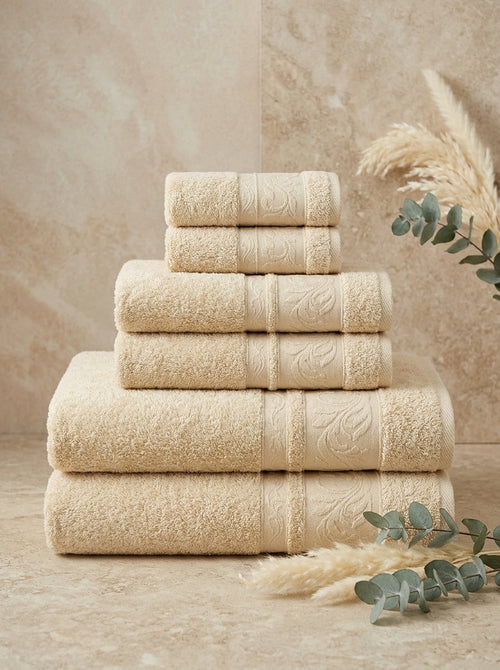 Linoa Everyday Set · Reesha 550 in Cream, 6-piece folded stack