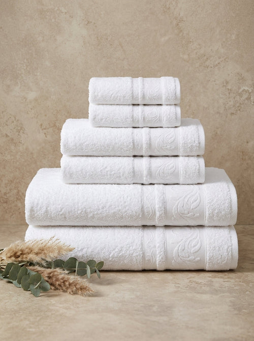 Linoa Everyday Set · Reesha 550 in White, 6-piece folded stack